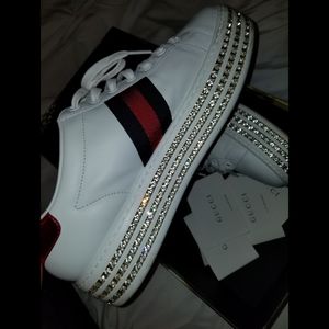 Size 9 (39) womens Gucci Sneakers